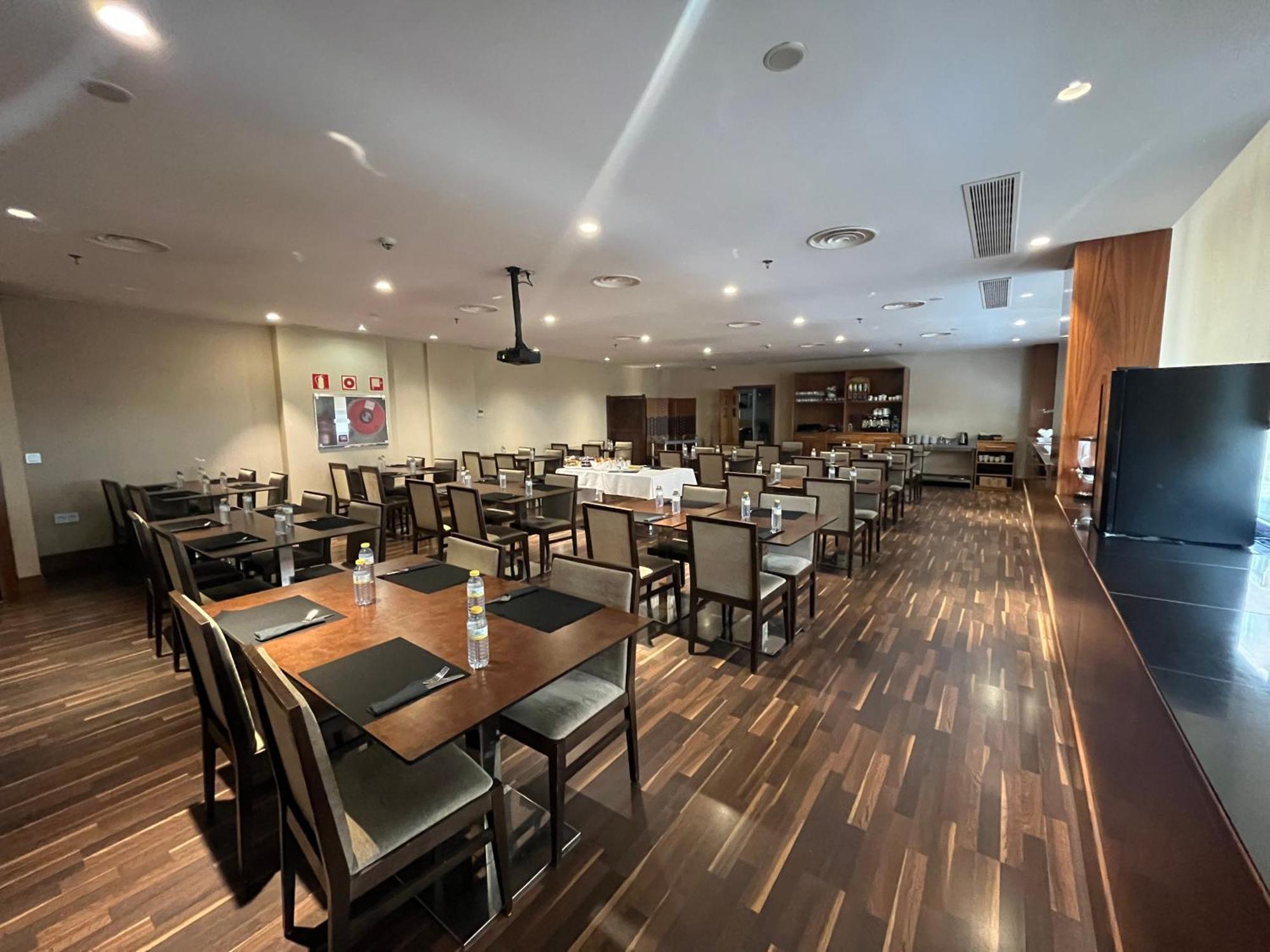Hotel Santa Eulalia Puertollano Eksteriør billede